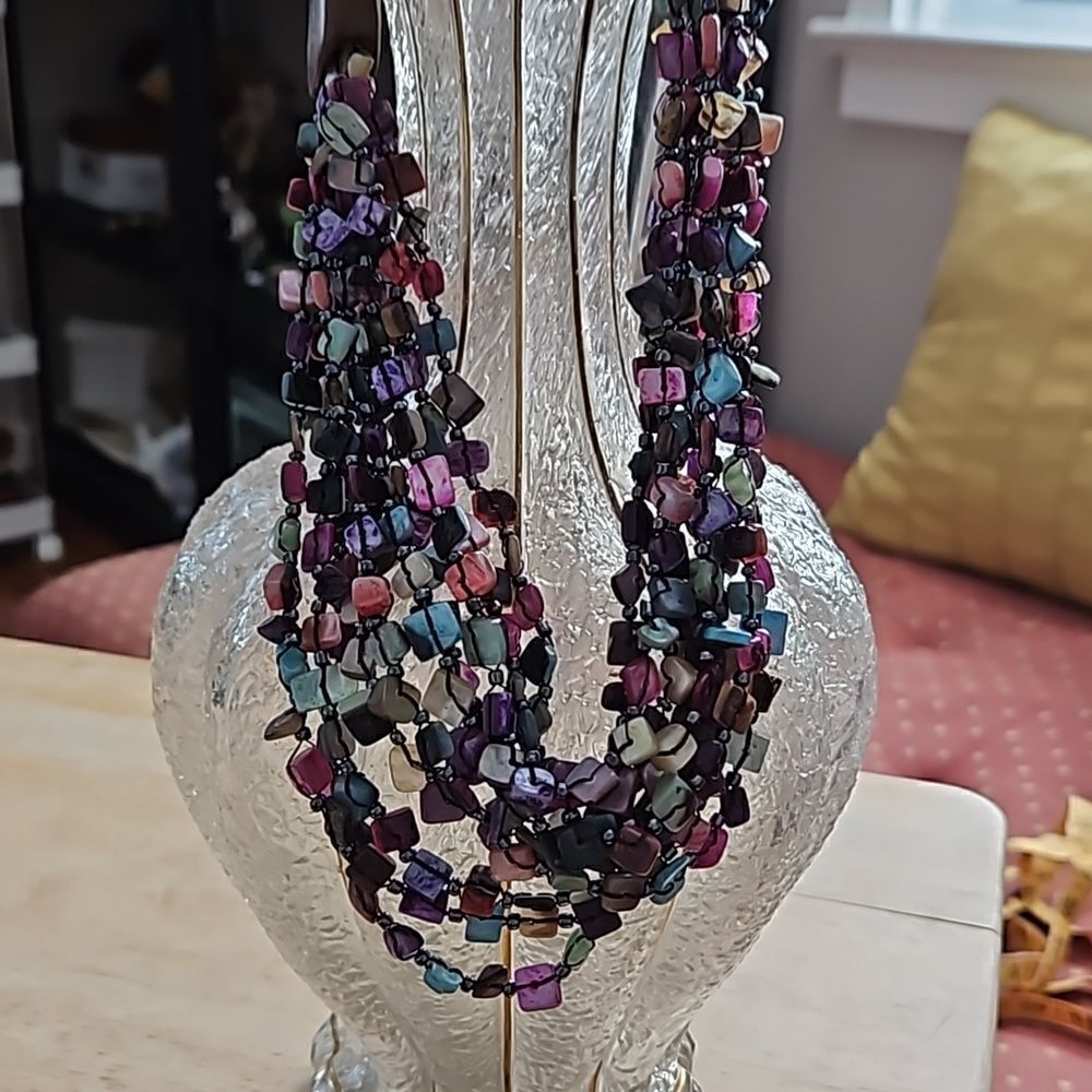 Vintage multicolored beaded necklace